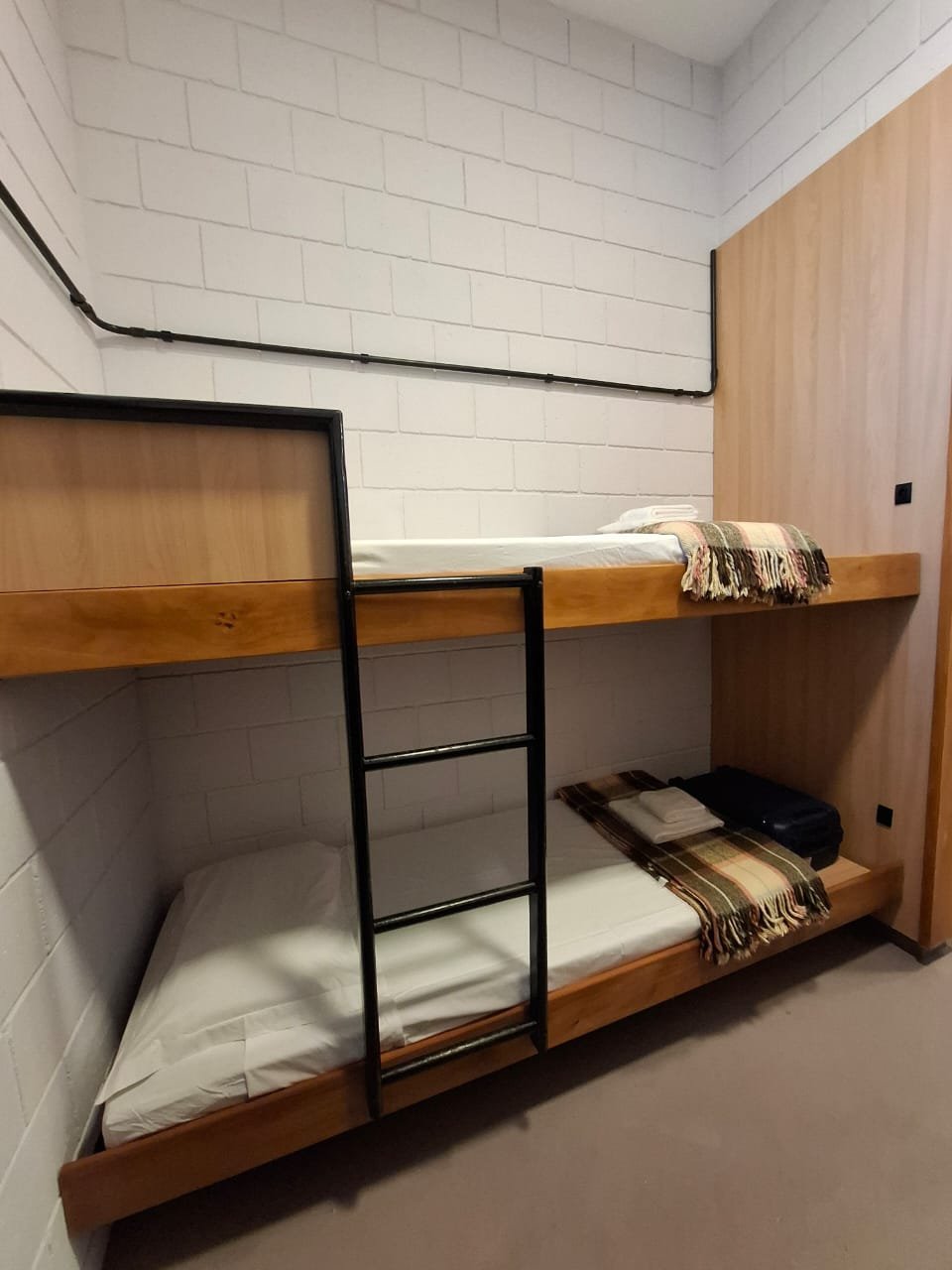 Bloco de Apartamentos "A" - Feminino - ESGOTADO