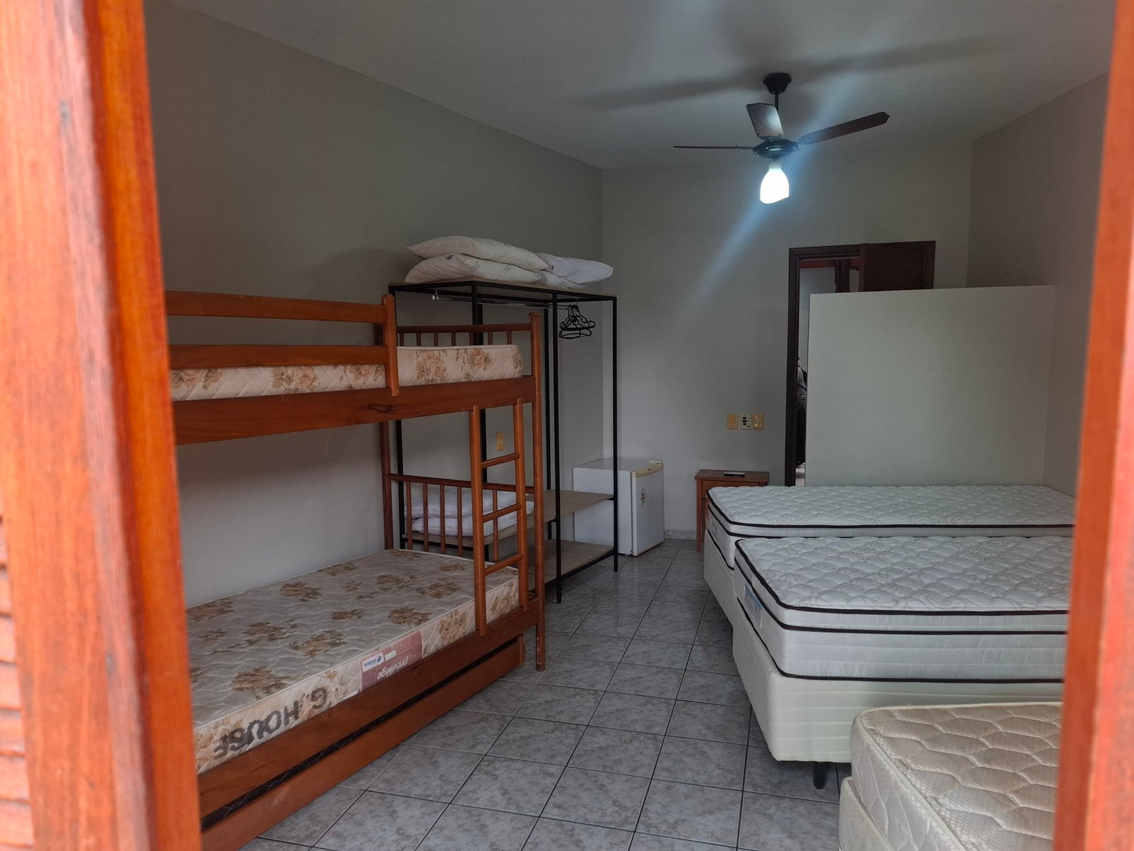 Casa de Hóspedes "A" - ESGOTADO