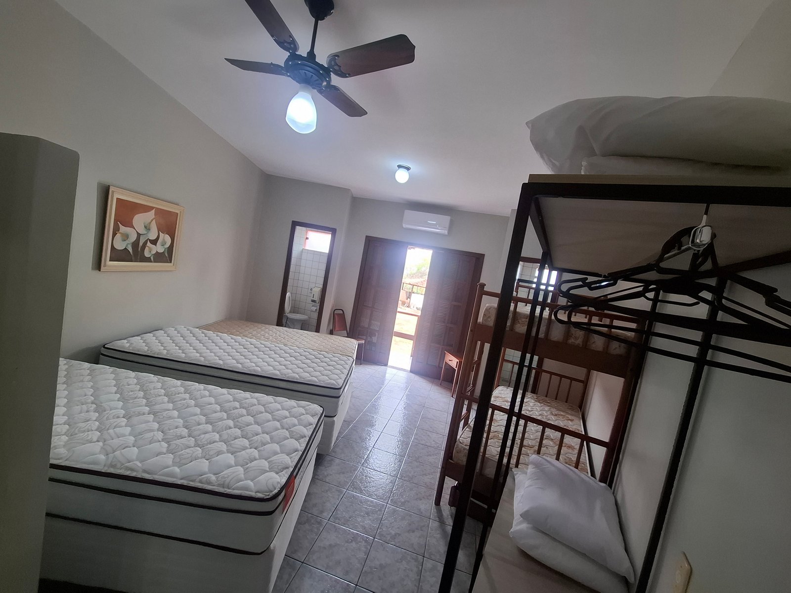 Casa de Hóspedes "B" - ESGOTADO