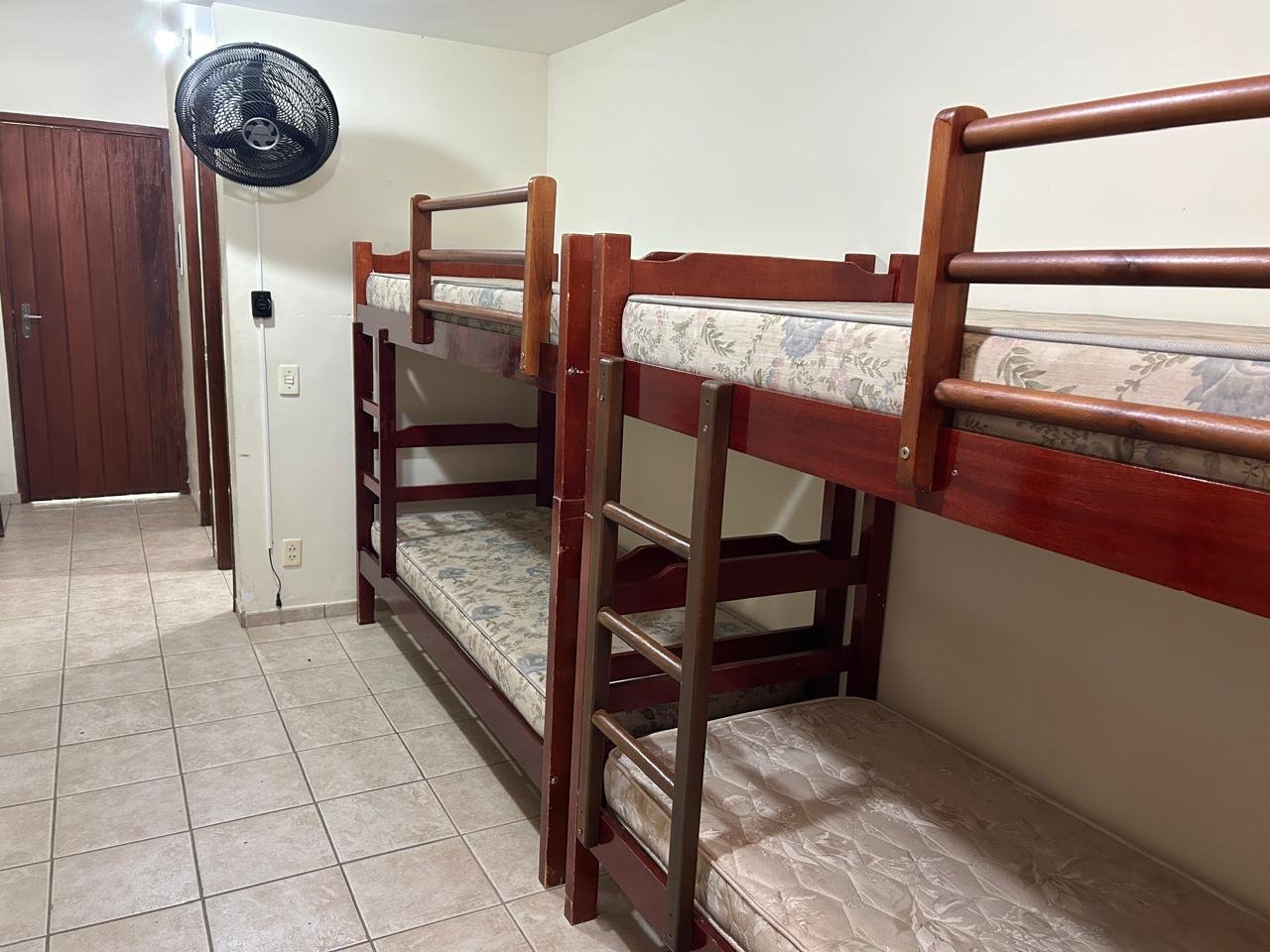 Bloco de Apartamentos "K" - Feminino